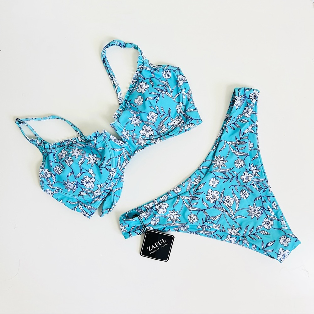 NWT Zaful Floral Blue Floral Ditsy Ruffle Wired Tie Top & High Leg Bikini Set